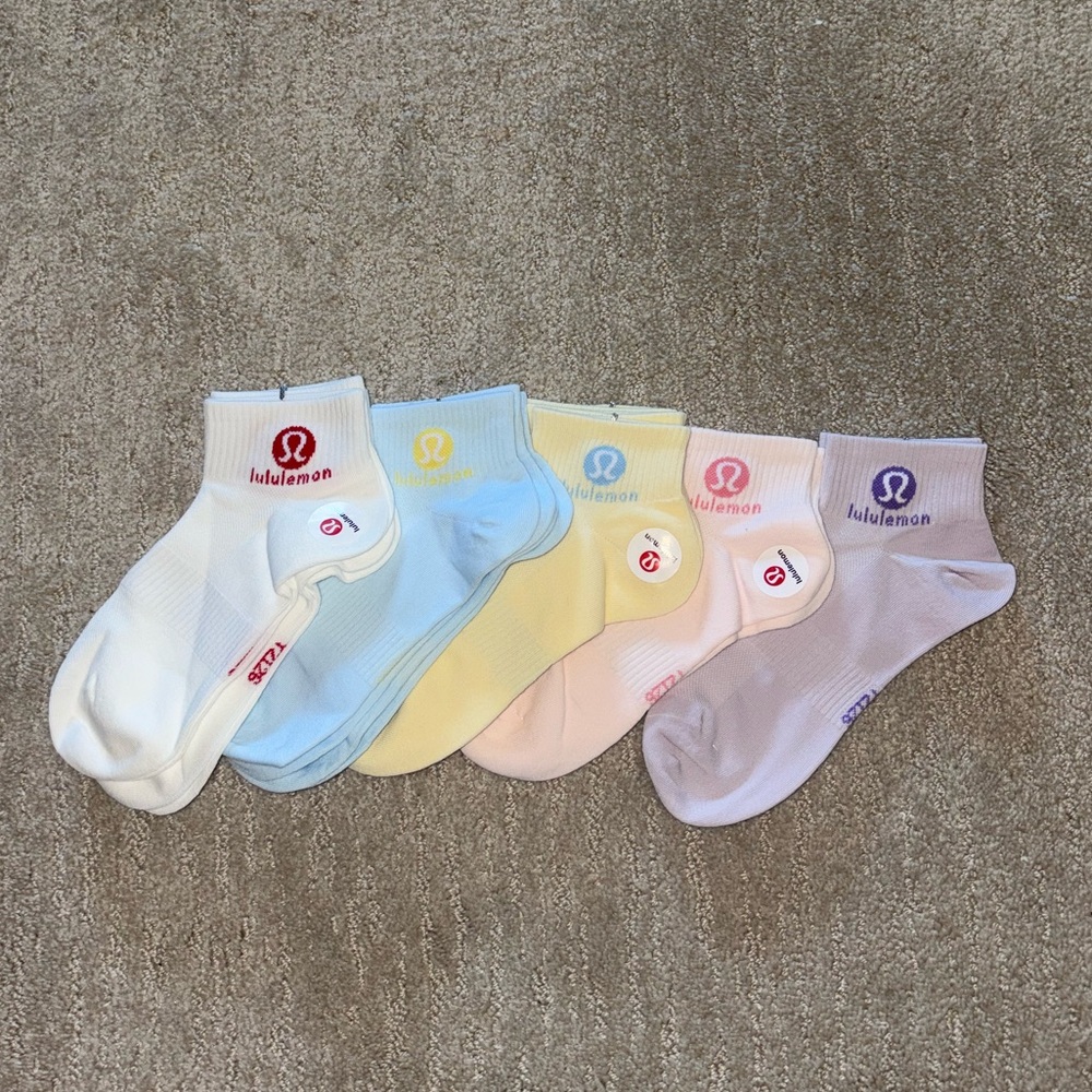 Lululemon Sock Bundle NWT